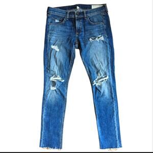 Rag & Bone Low Rise Medium Wash Distressed Raw Hem Cropped Dre Capri Jeans